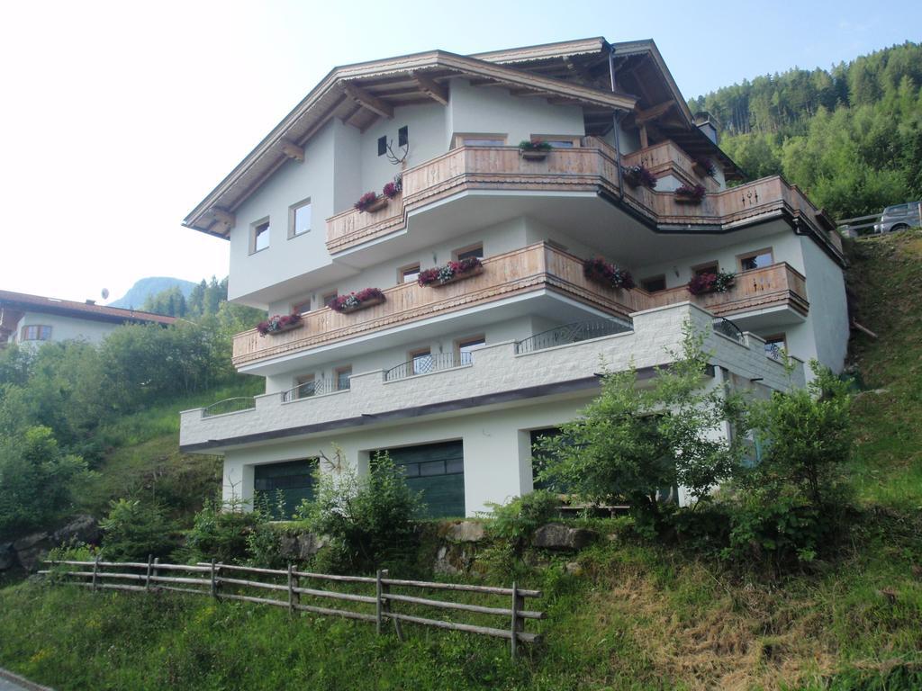Landhaus Alpenjaeger Hainzenberg Ngoại thất bức ảnh